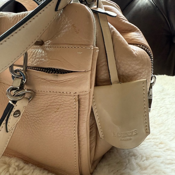 LOEWE Lola Luxury Elegant Pale Pink Quality Leather Bag $3k Bag - Picture 10 of 16